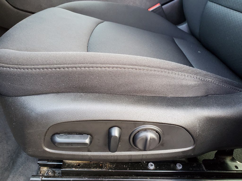 Photo 16 of this CHEVROLET MALIBU