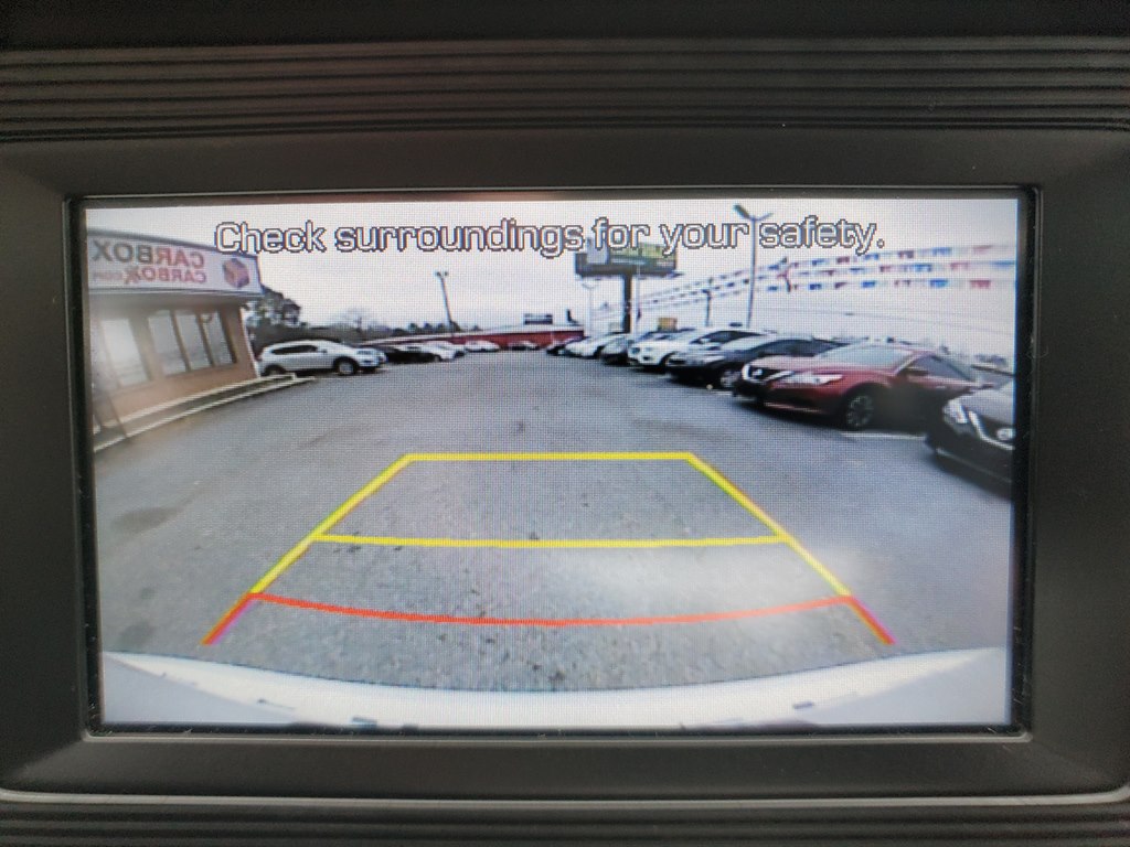 Photo 28 of this HYUNDAI ELANTRA