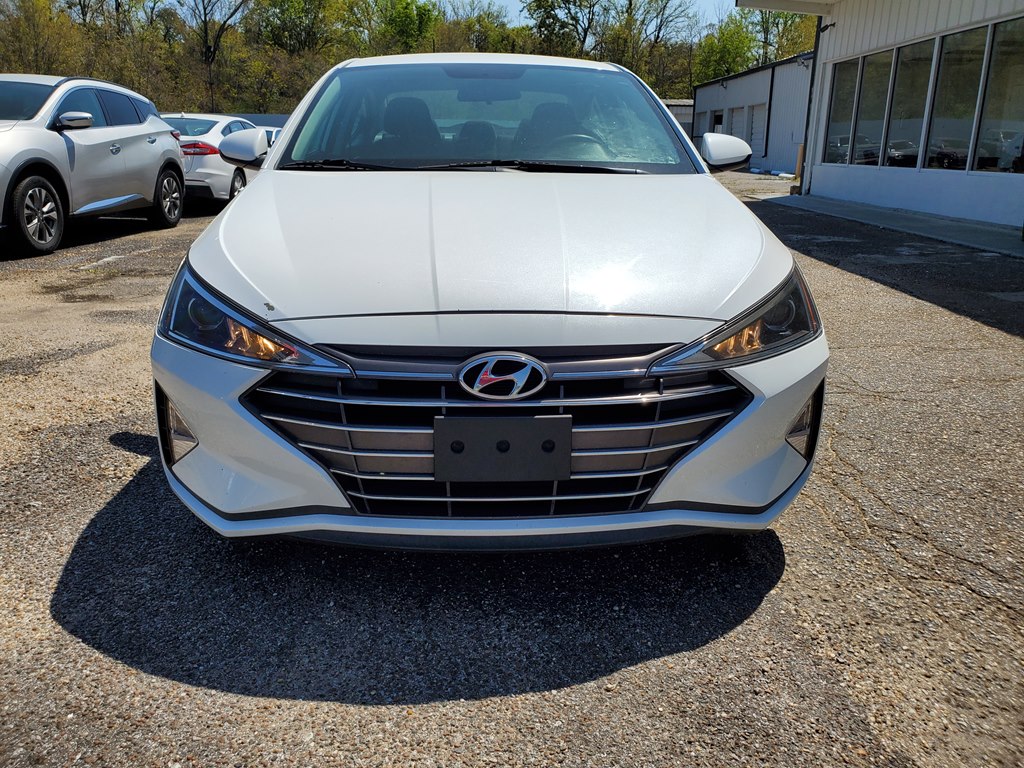 Photo 5 of this HYUNDAI ELANTRA
