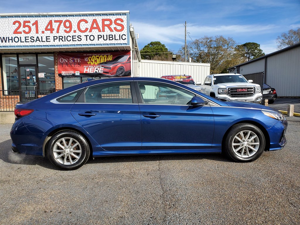 Photo 11 of this HYUNDAI SONATA