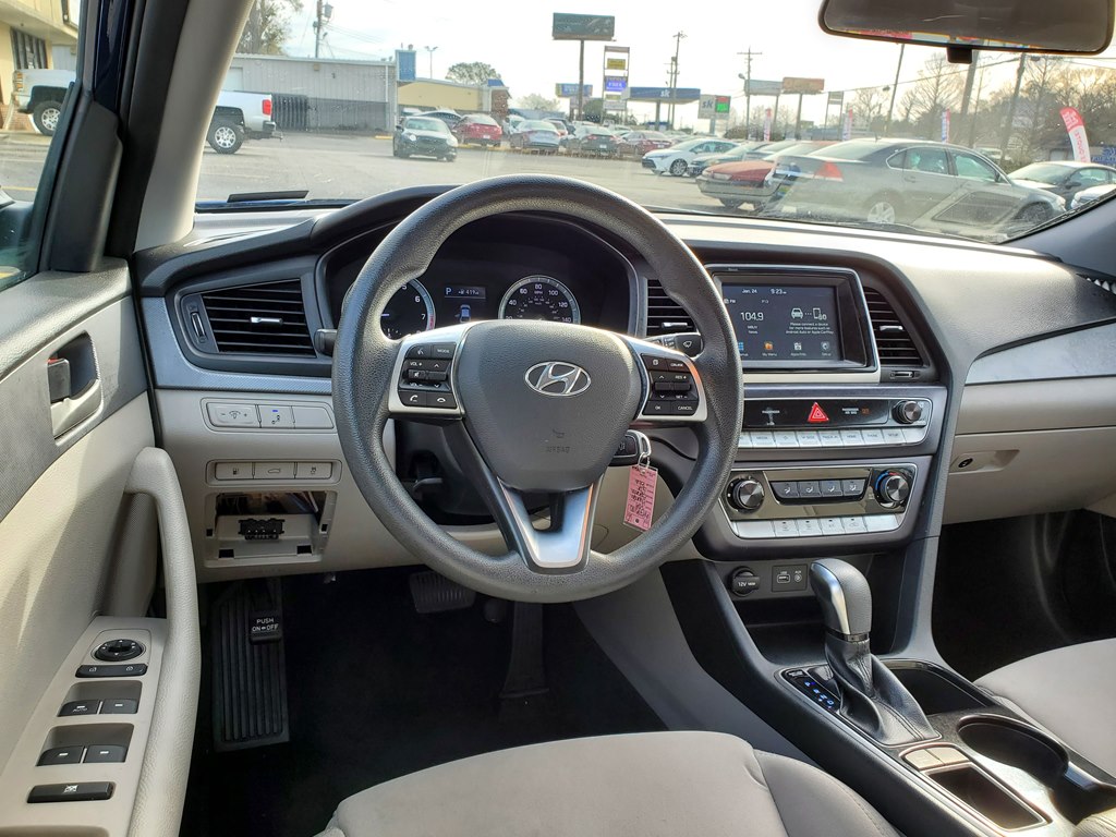 Photo 20 of this HYUNDAI SONATA