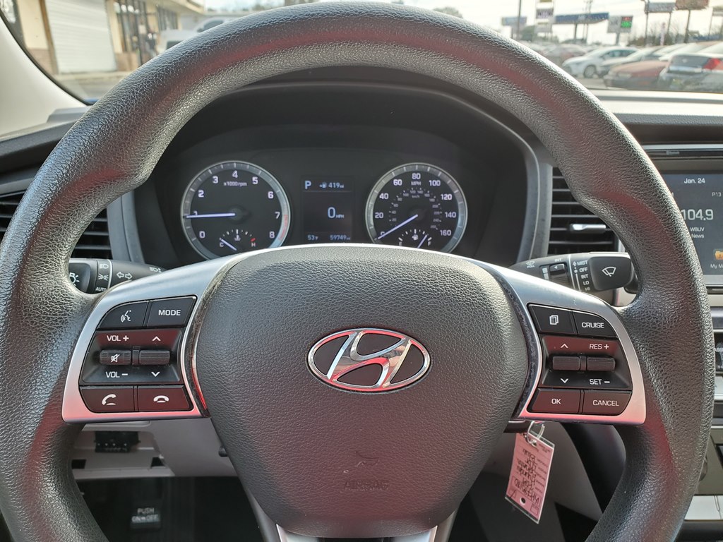 Photo 25 of this HYUNDAI SONATA