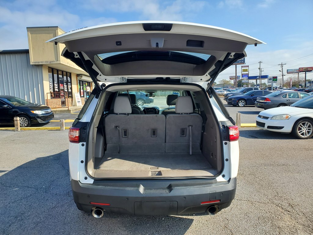 CHEVROLET TRAVERSE 2019 CHEVROLET TRAVERSE 1GNERGKW0KJ237873