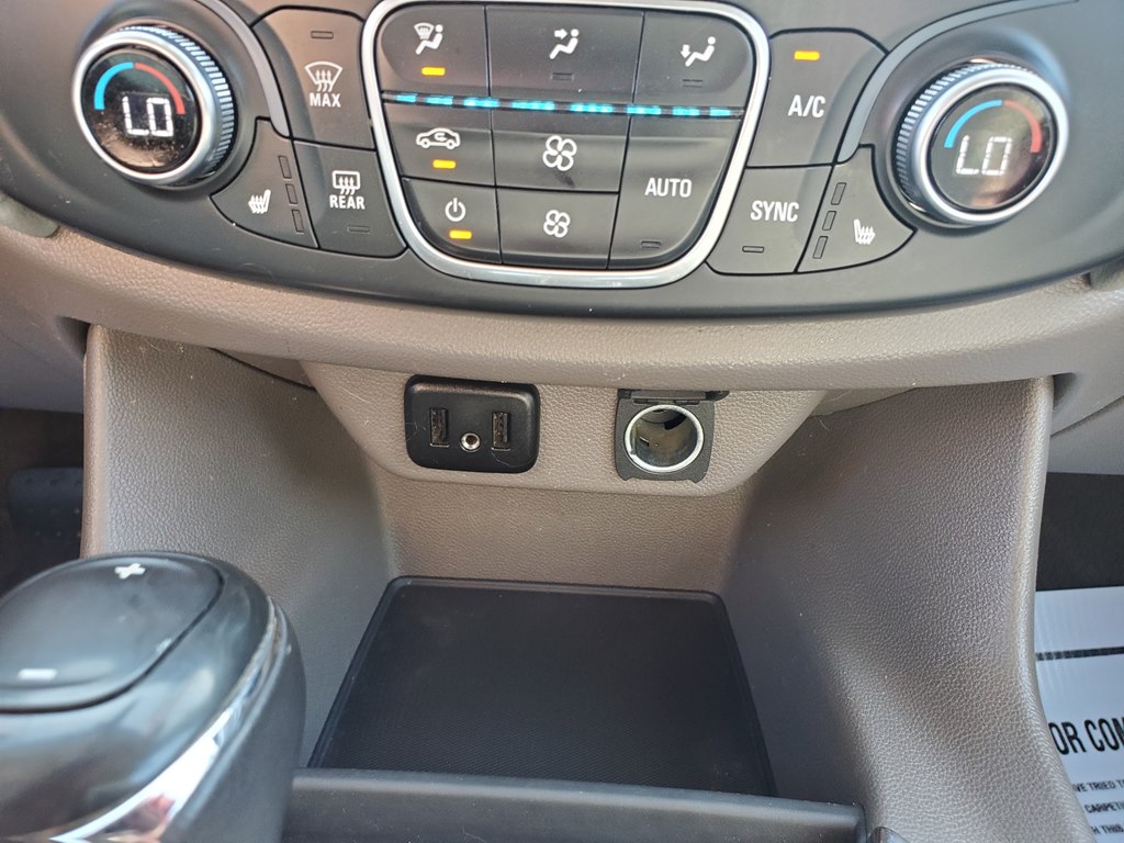 CHEVROLET TRAVERSE 2019 CHEVROLET TRAVERSE 1GNERGKW0KJ237873