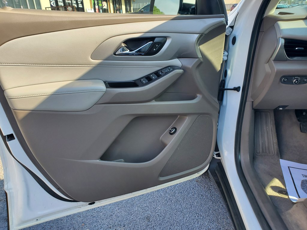 CHEVROLET TRAVERSE 2019 CHEVROLET TRAVERSE 1GNERGKW0KJ237873