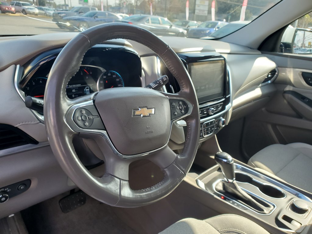 CHEVROLET TRAVERSE 2019 CHEVROLET TRAVERSE 1GNERGKW0KJ237873