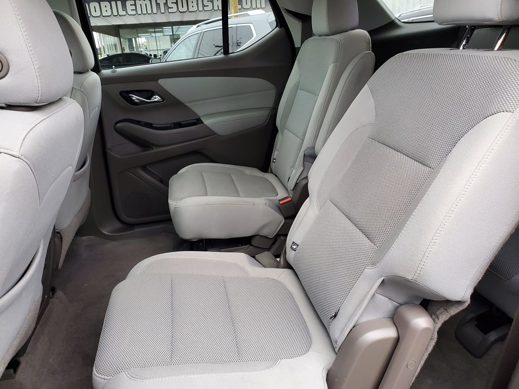 Photo 17 of this CHEVROLET TRAVERSE