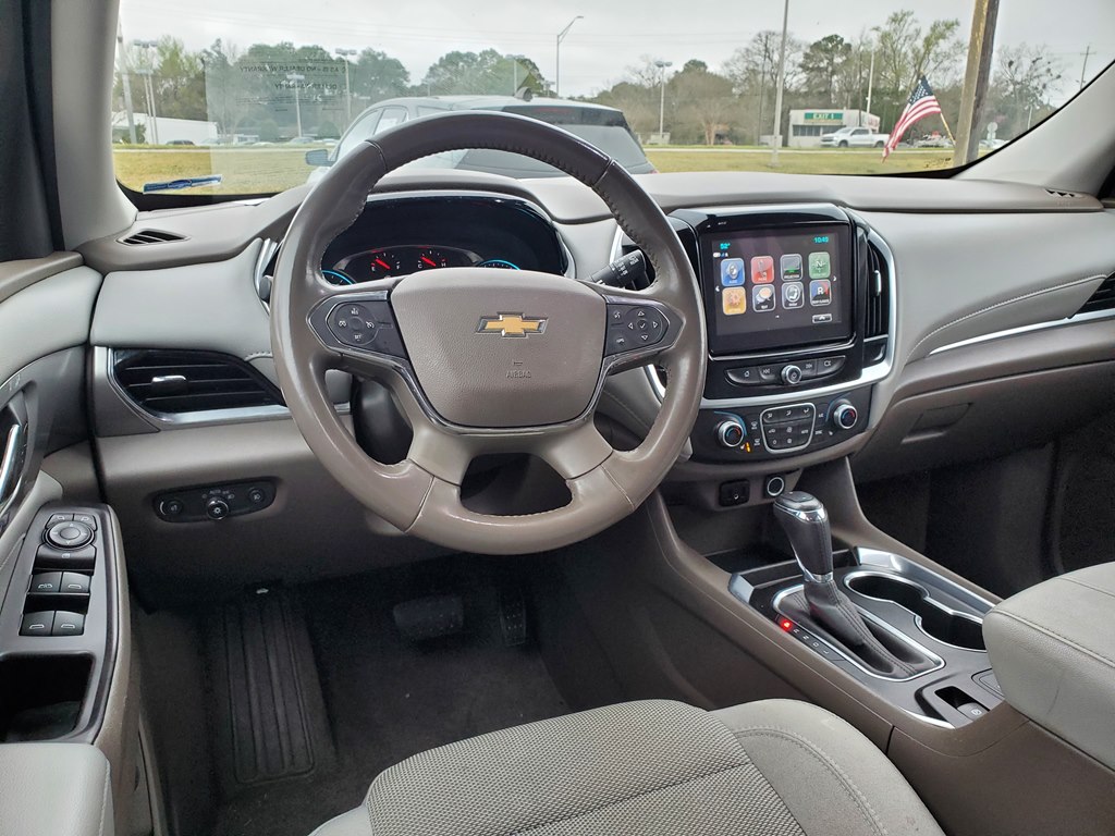 Photo 18 of this CHEVROLET TRAVERSE