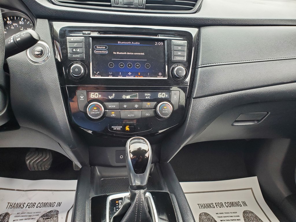 Photo 27 of this NISSAN ROGUE