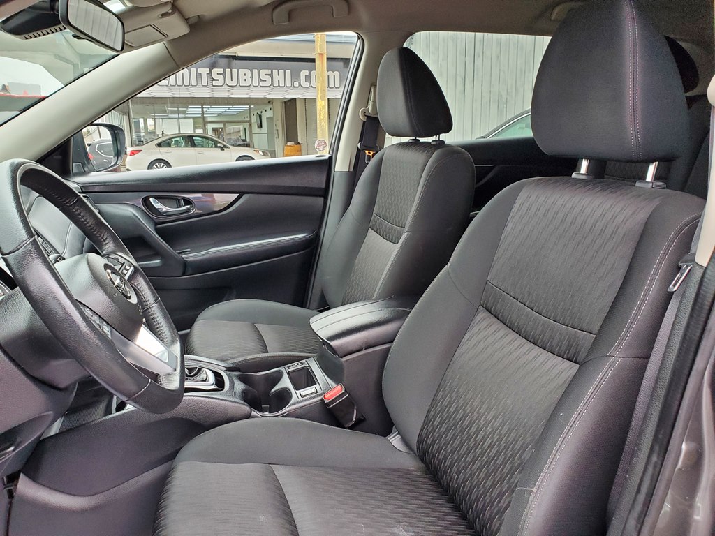 Photo 20 of this NISSAN ROGUE