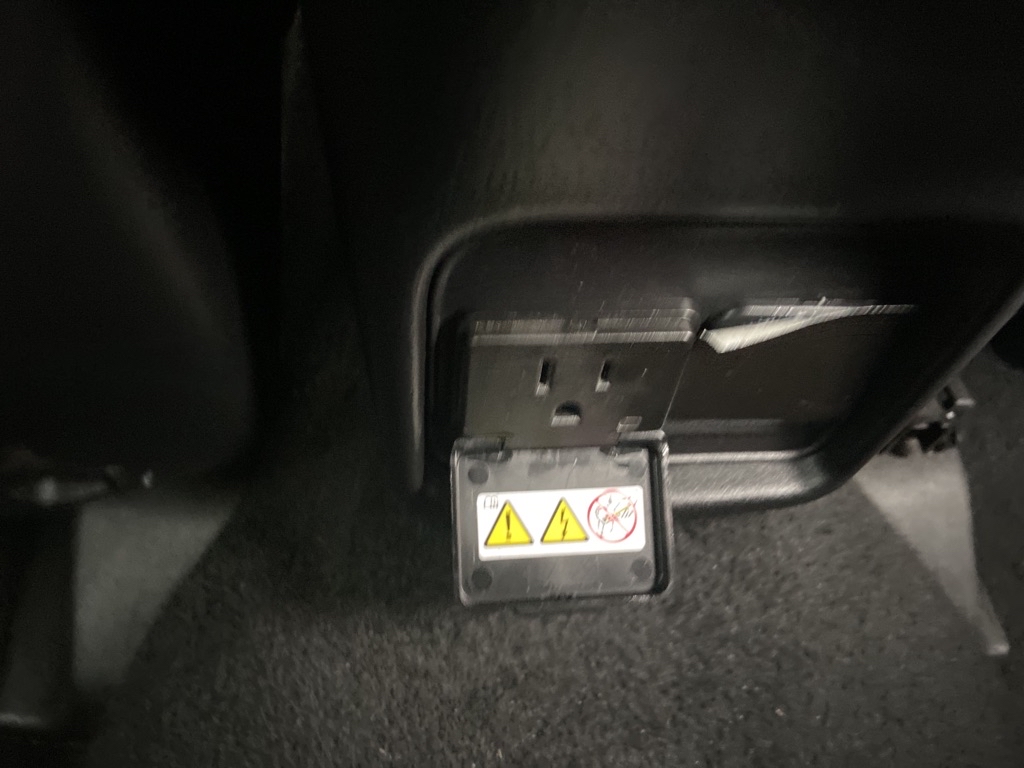 Photo 7 of this JEEP COMPASS