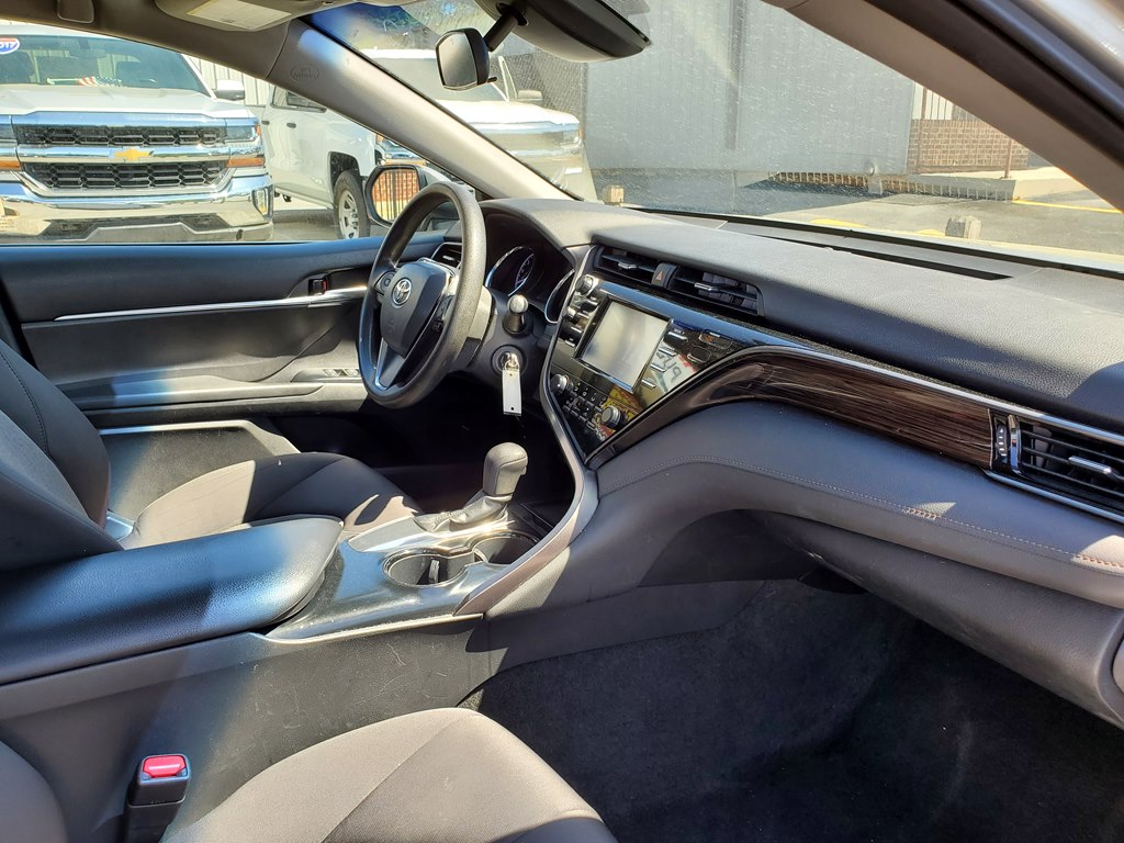 Photo 12 of this TOYOTA CAMRY
