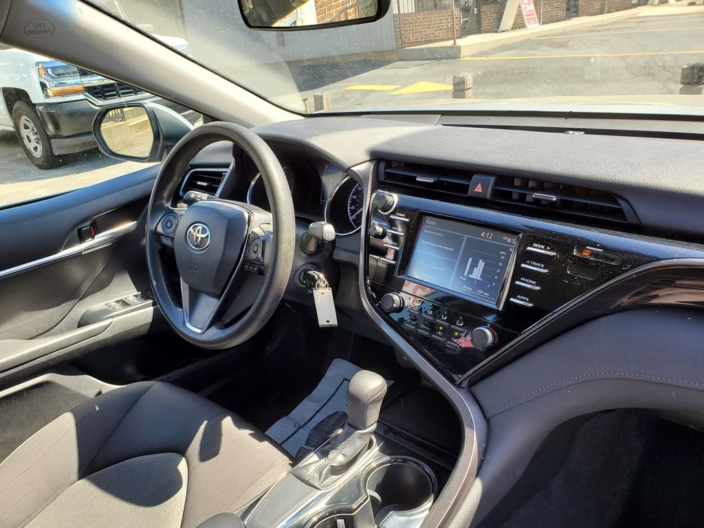 Photo 14 of this TOYOTA CAMRY