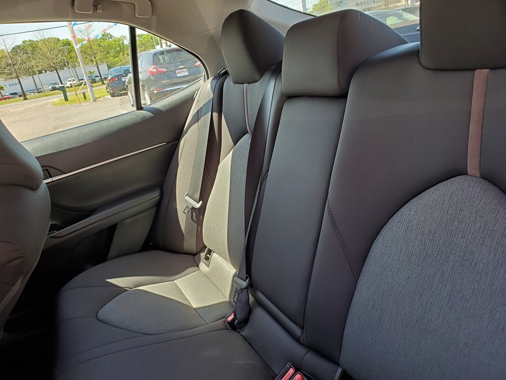 Photo 16 of this TOYOTA CAMRY