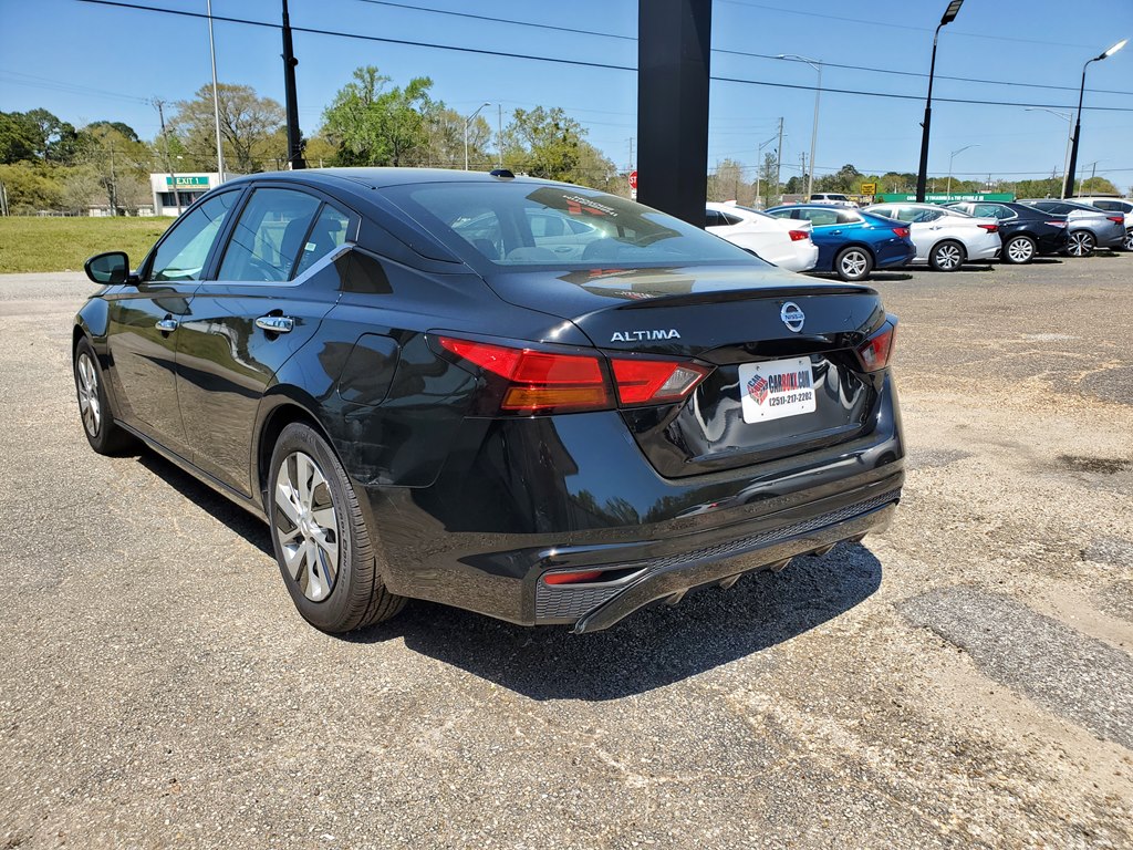 Photo 8 of this NISSAN ALTIMA