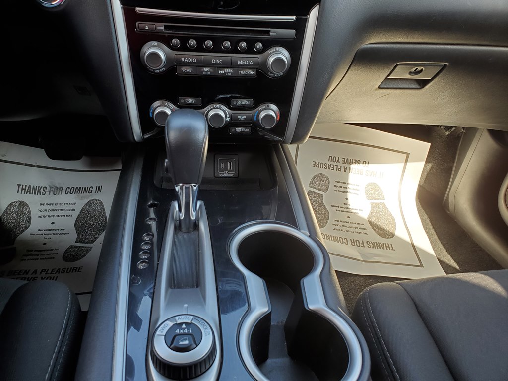 Photo 30 of this NISSAN PATHFINDER