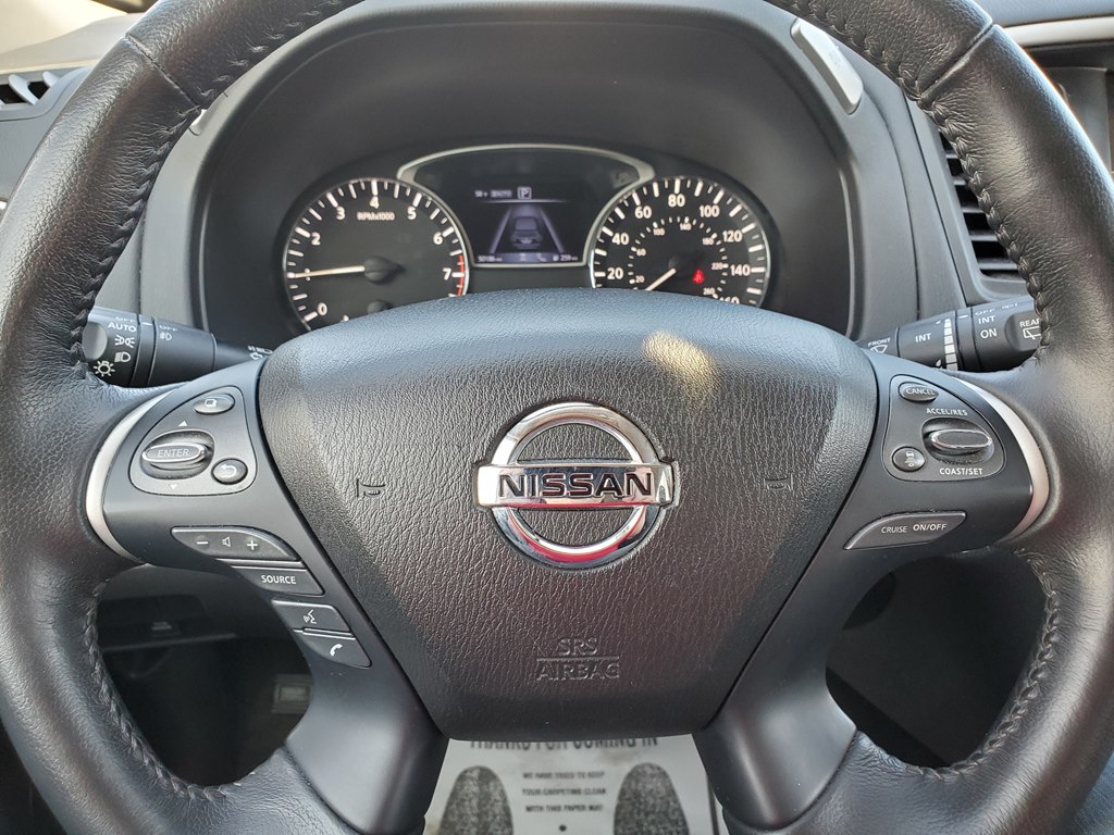 Photo 26 of this NISSAN PATHFINDER