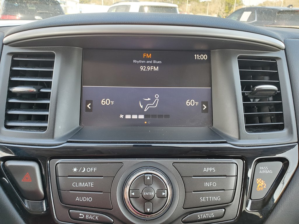 Photo 32 of this NISSAN PATHFINDER