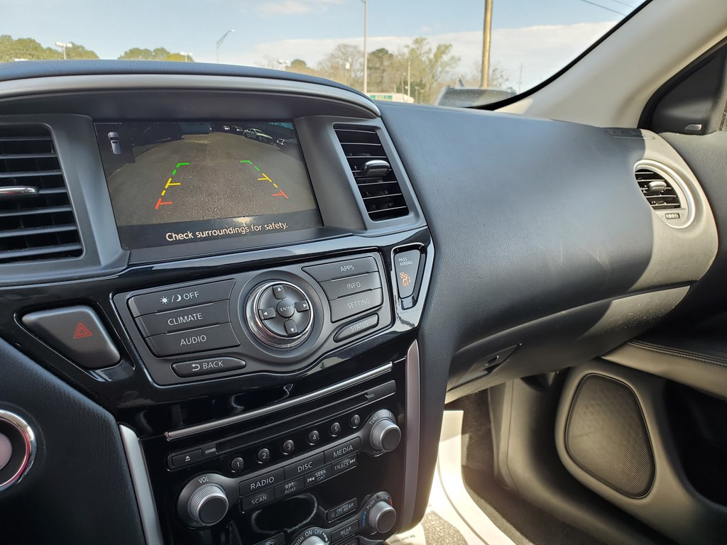 Photo 35 of this NISSAN PATHFINDER