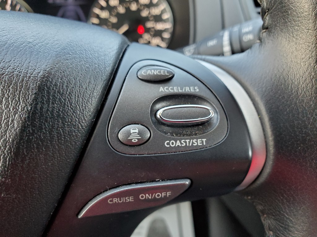 Photo 28 of this NISSAN PATHFINDER