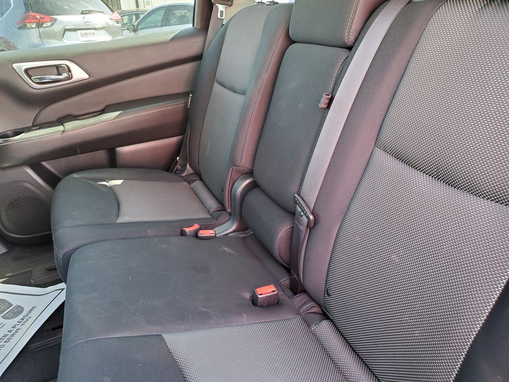 Photo 20 of this NISSAN PATHFINDER