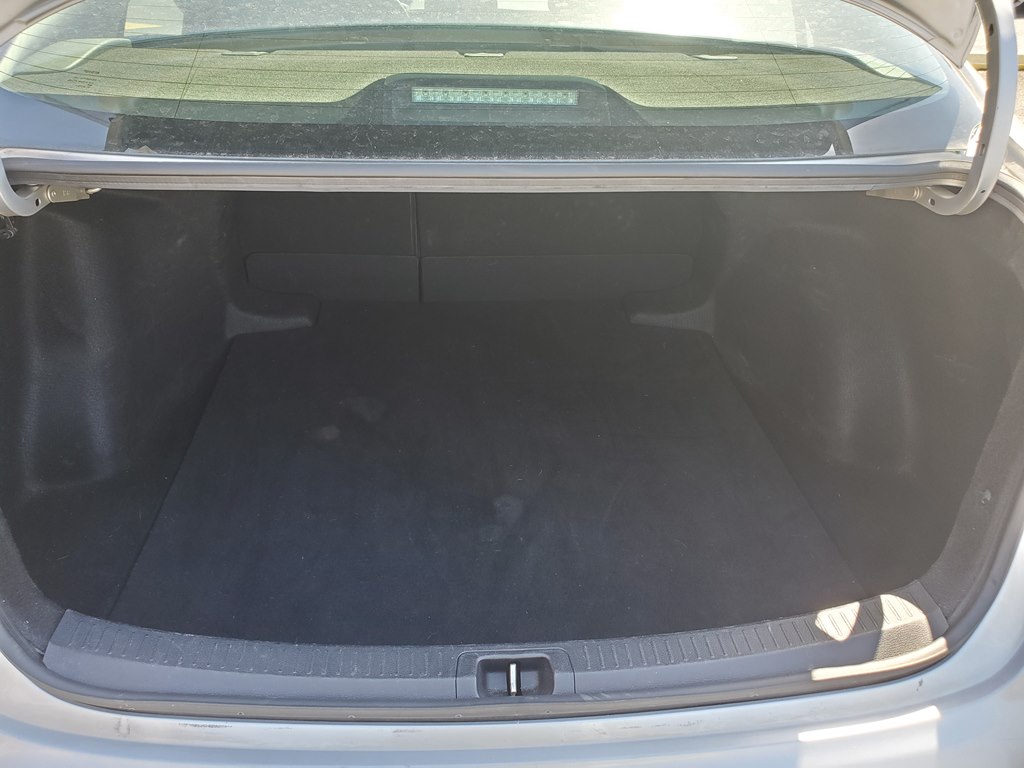 Photo 8 of this TOYOTA COROLLA