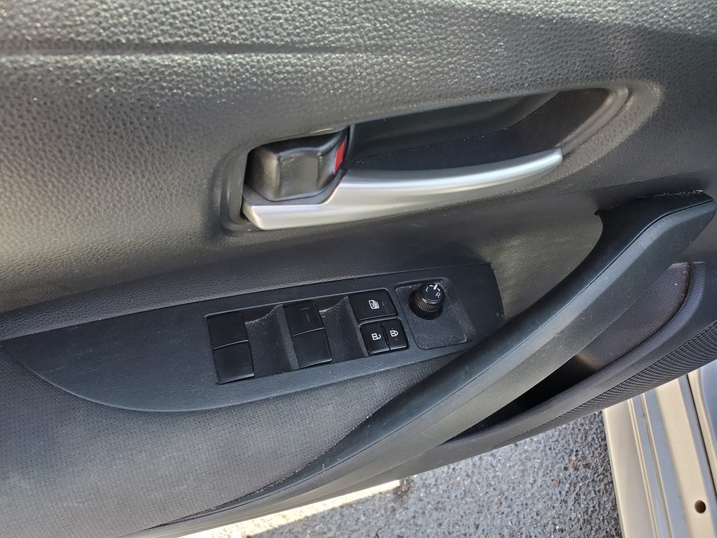 Photo 19 of this TOYOTA COROLLA