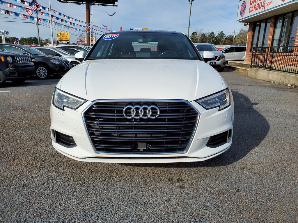 Photo 2 of this AUDI A3