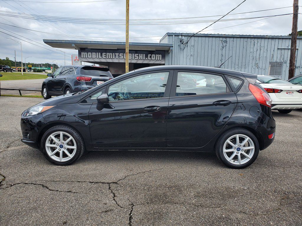 Photo 4 of this FORD FIESTA