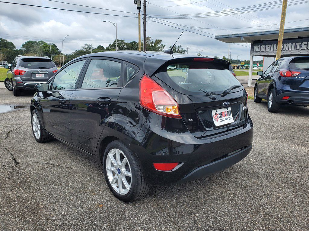 Photo 5 of this FORD FIESTA