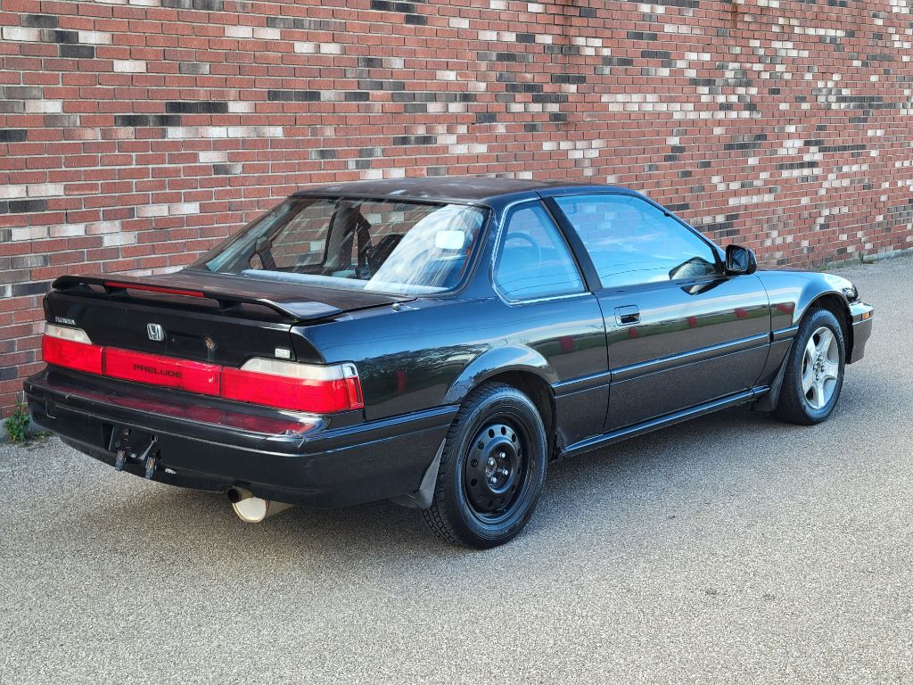 Photo 5 of this HONDA PRELUDE