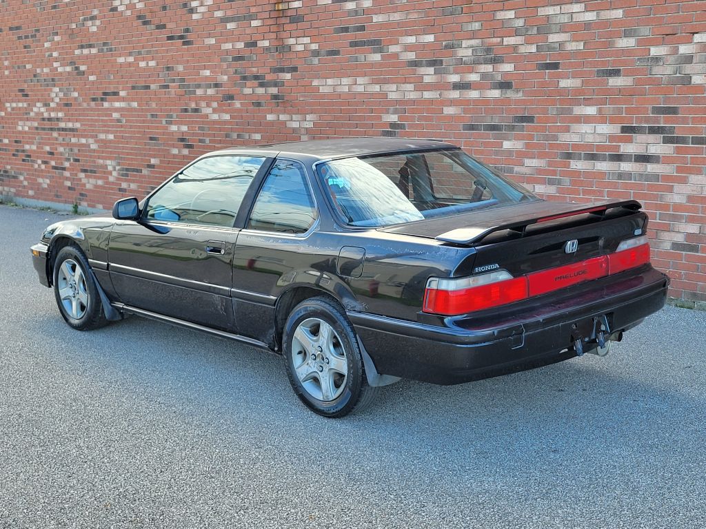 Photo 3 of this HONDA PRELUDE