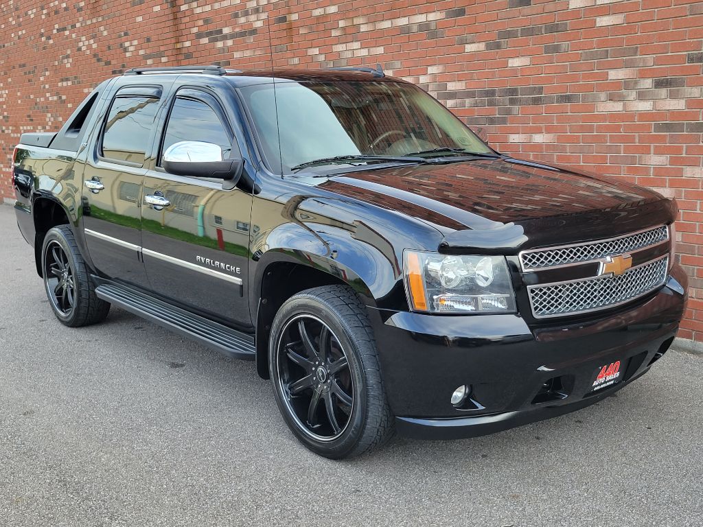 2010 CHEVROLET AVALANCHE LTZ for sale in Parma | 440 Auto Sales | Used ...