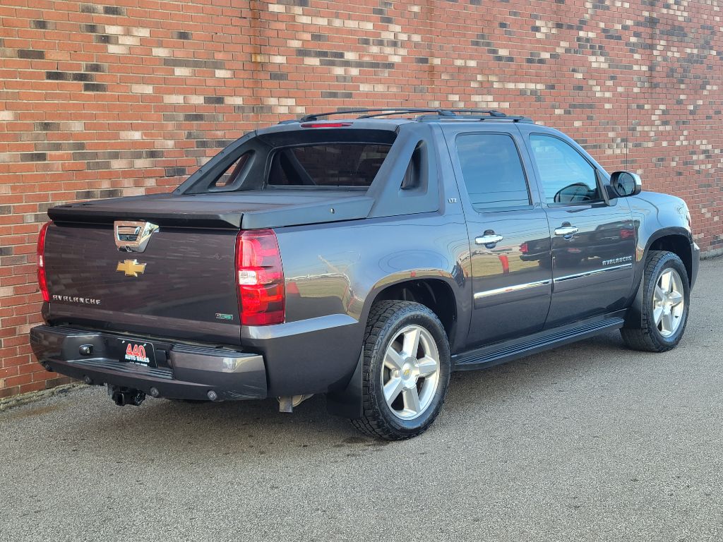 2011 CHEVROLET AVALANCHE LTZ for sale in Parma | 440 Auto Sales | Used ...