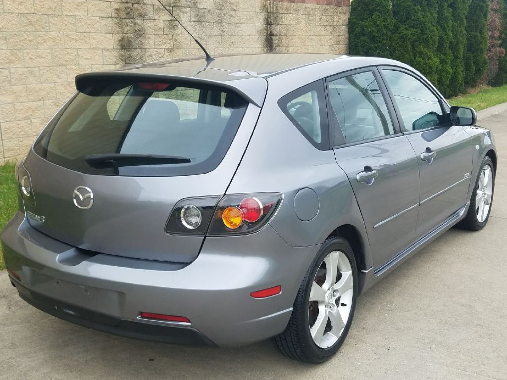 2005 MAZDA 3 HATCHBACK for sale in Parma 440 Auto Sales Used