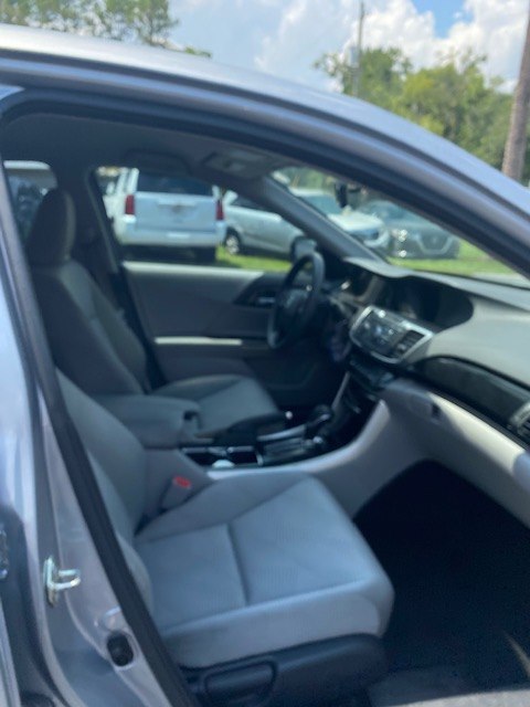Photo 2 of this HONDA ACCORD