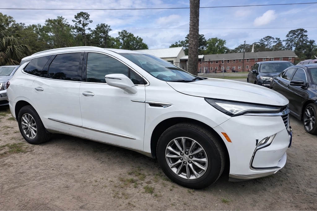 Photo 2 of this BUICK ENCLAVE