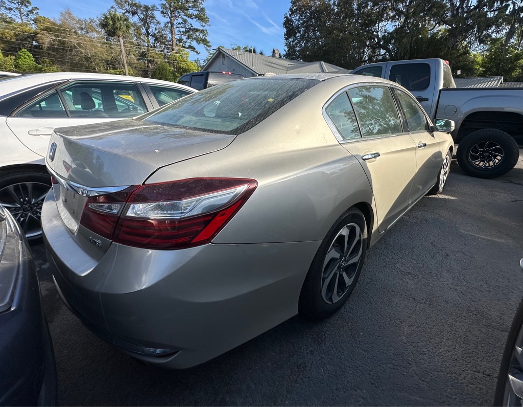 Photo 3 of this HONDA ACCORD