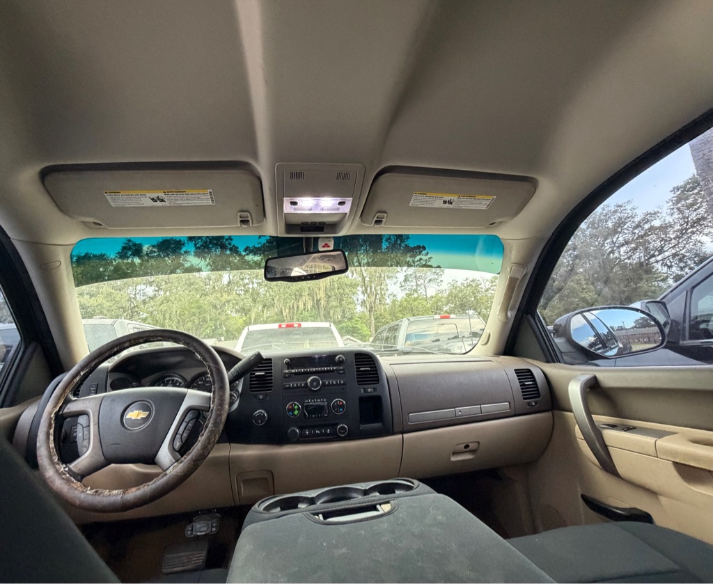 Photo 5 of this CHEVROLET SILVERADO 1500