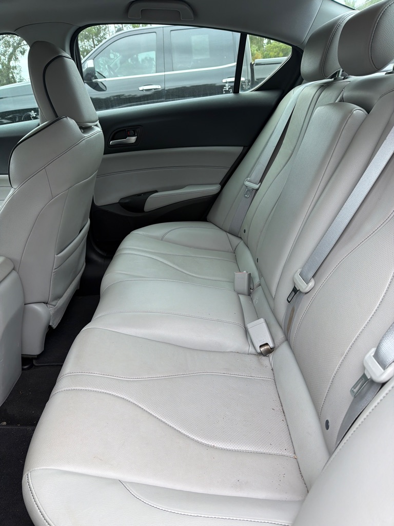 Photo 6 of this ACURA ILX