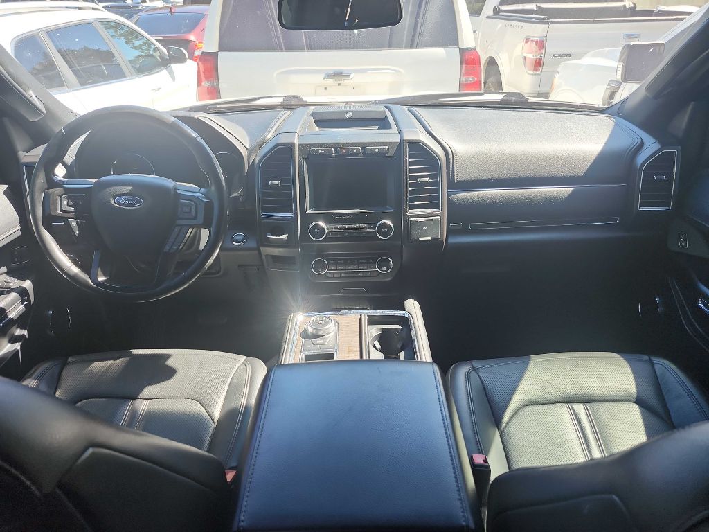 Photo 8 of this FORD EXPEDITION