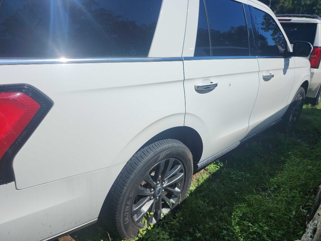 Photo 3 of this FORD EXPEDITION