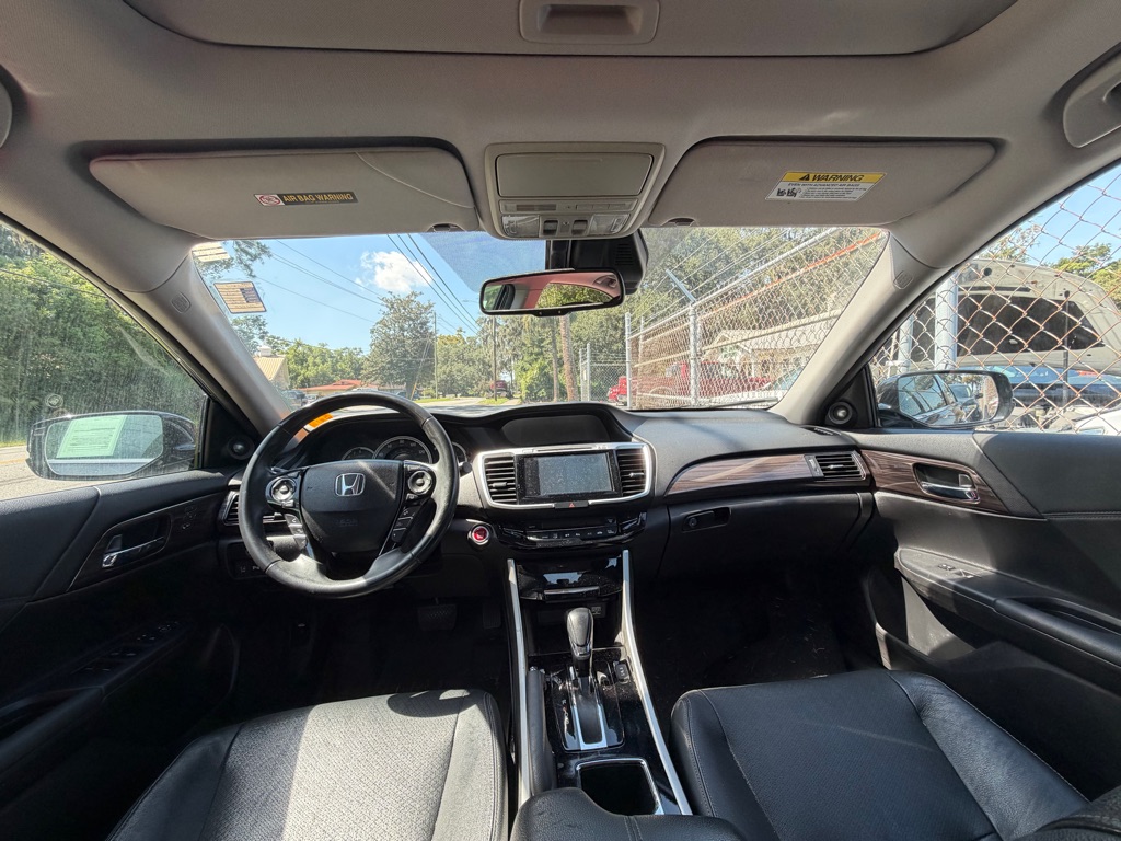 Photo 5 of this HONDA ACCORD