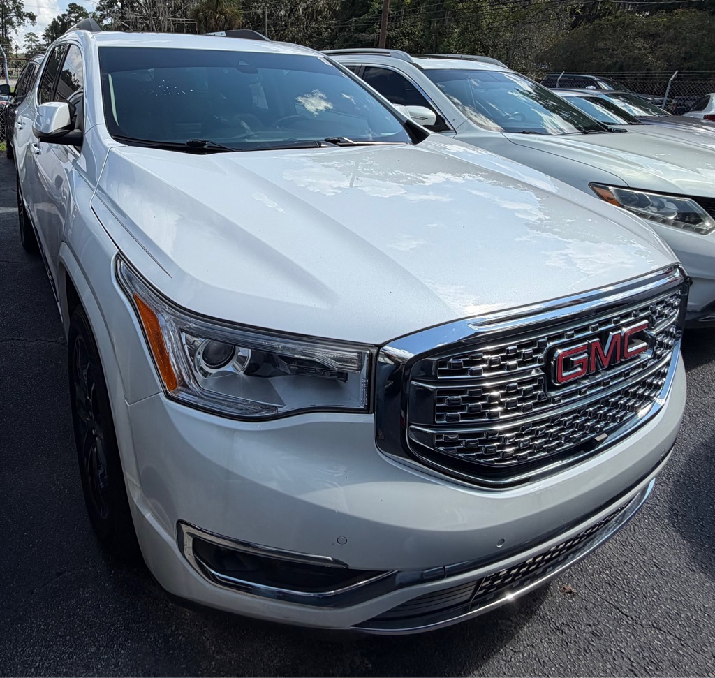 Photo 2 of this GMC ACADIA