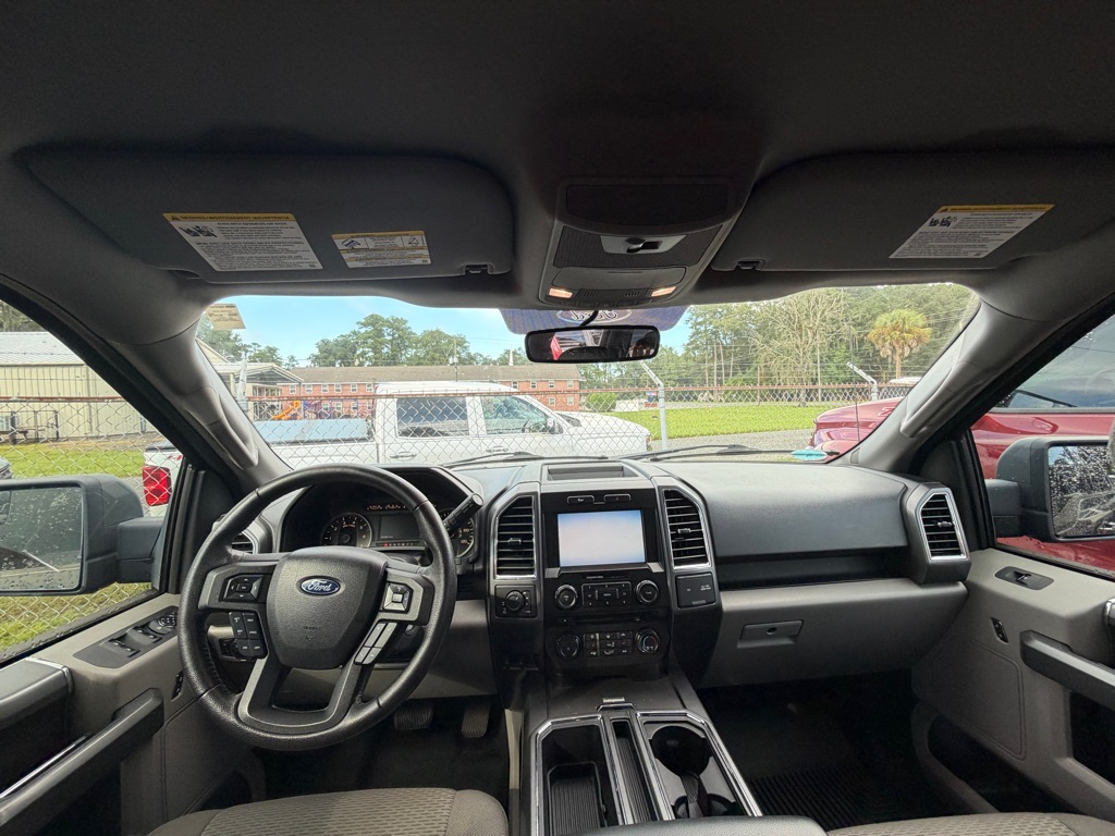 Photo 6 of this FORD F-150
