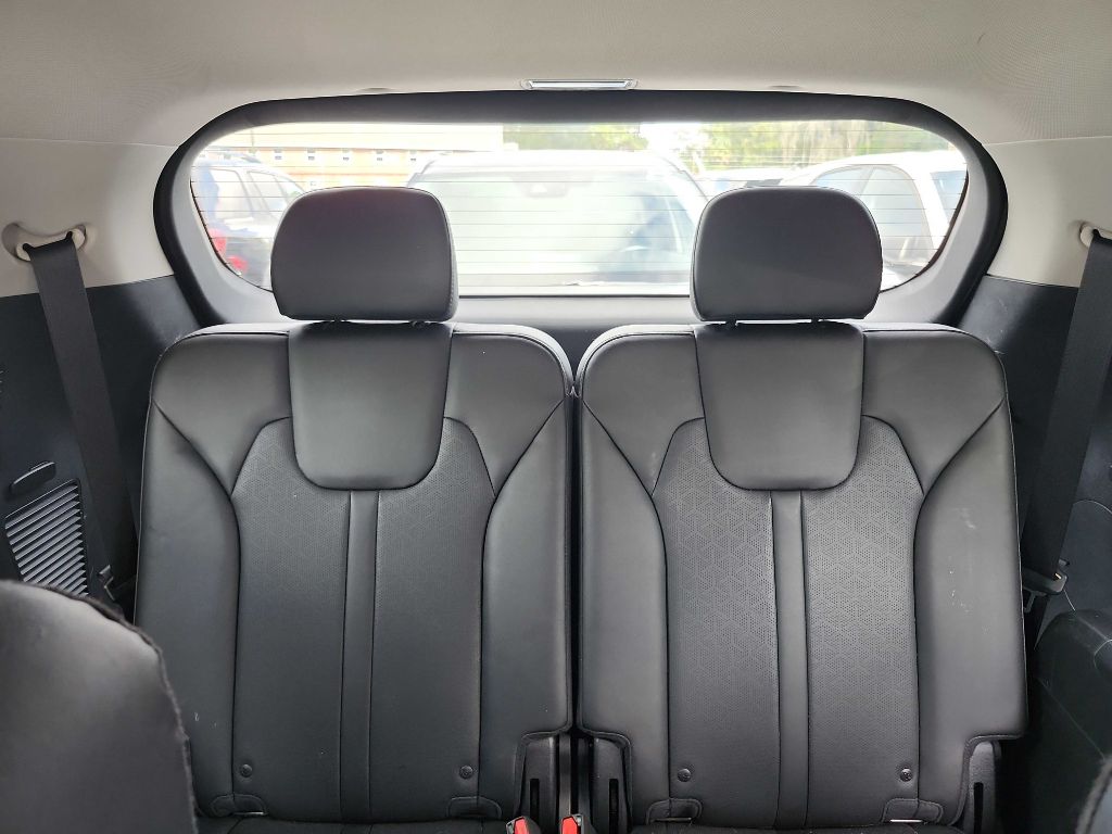 Photo 7 of this KIA SORENTO