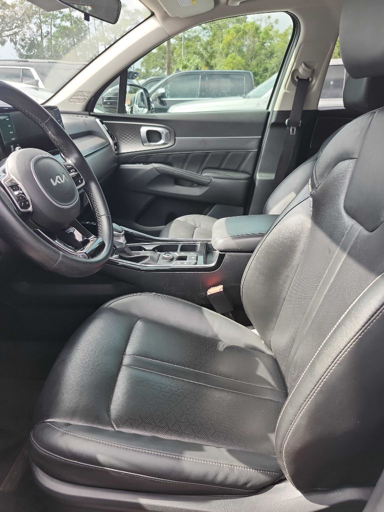 Photo 4 of this KIA SORENTO