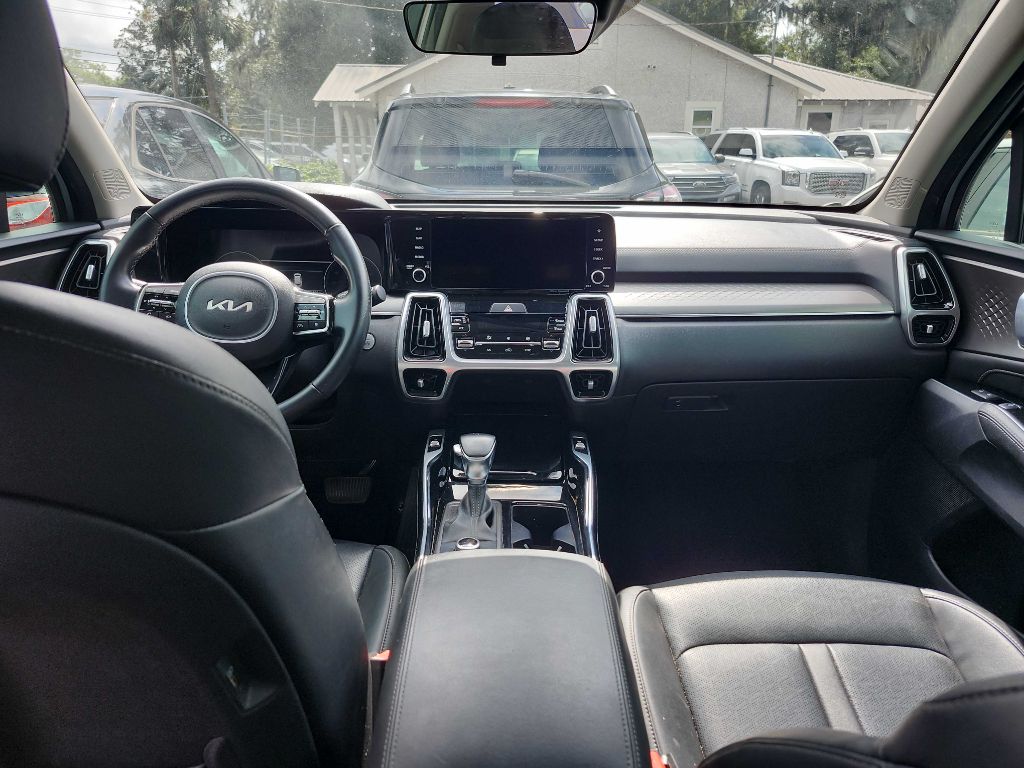 Photo 8 of this KIA SORENTO