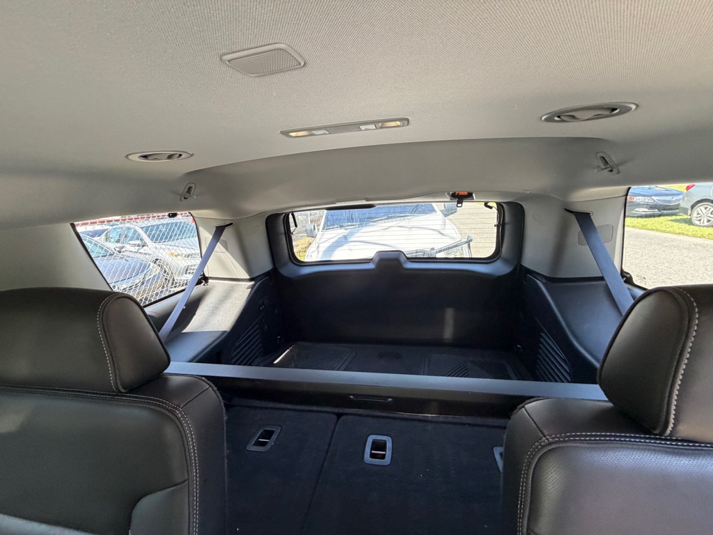 Photo 7 of this GMC YUKON