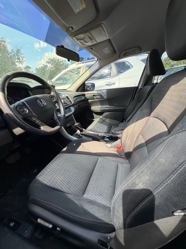 Photo 6 of this HONDA ACCORD